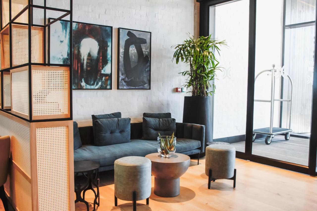 Hotel Century Bridgewater Cape Town